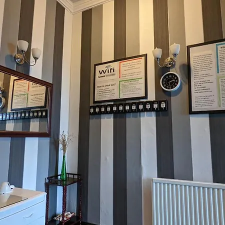 بيت شباب Areawest *