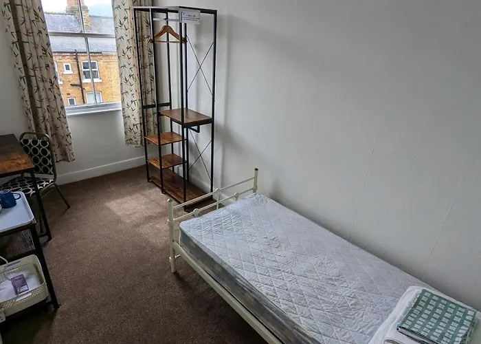 Areawest Hostel Scarborough